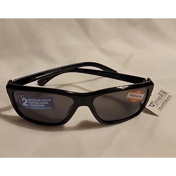 Piranha Premium Sunglasses Black Style # 62165 - Picture 5 of 5